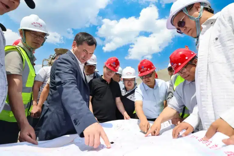 Uzbek Delegation Visits Key Railway Construction Sites in Kyrgyzstan