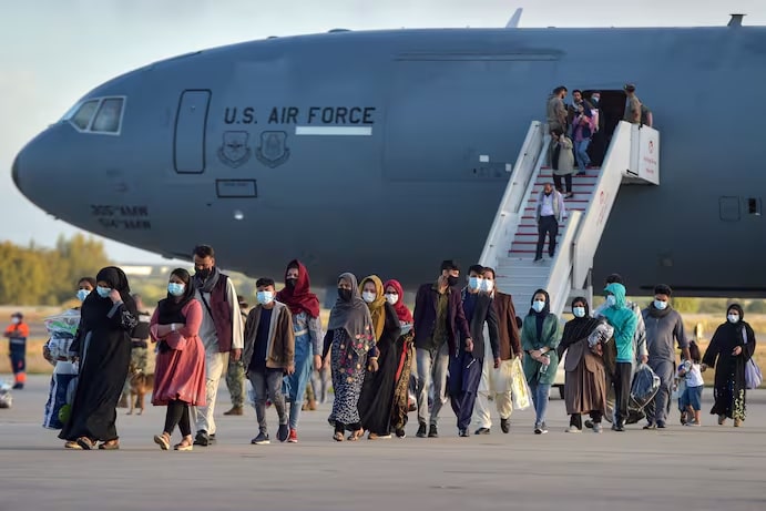 AQShga ko‘chirishi va’da qilingan afg‘onlar ortga qaytarilishi mumkin