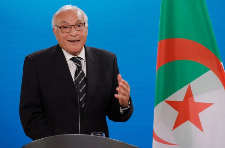 Algeria Threatens to Take France to the UN Over Diplomatic Travel Sanctions