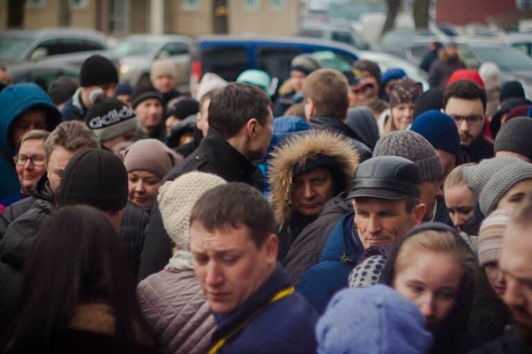 Мигрантов из ЦА адаптируют к работе в Карачаево-Черкесии