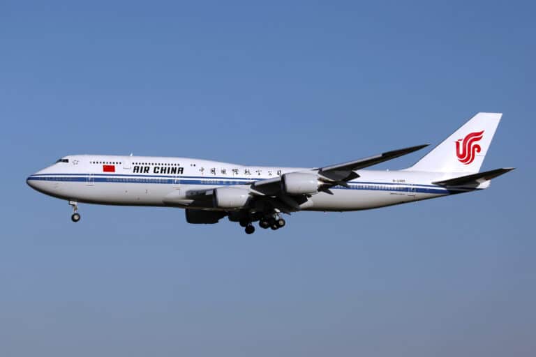 Узбекистан открыл небо для Air China