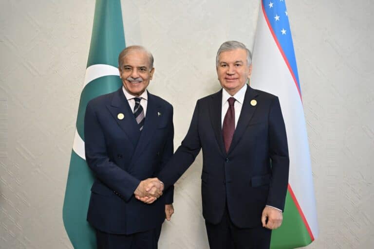 O‘zbekiston va Pokiston yetakchilari Transafg‘on temir yo‘li loyihasini muhokama qildi