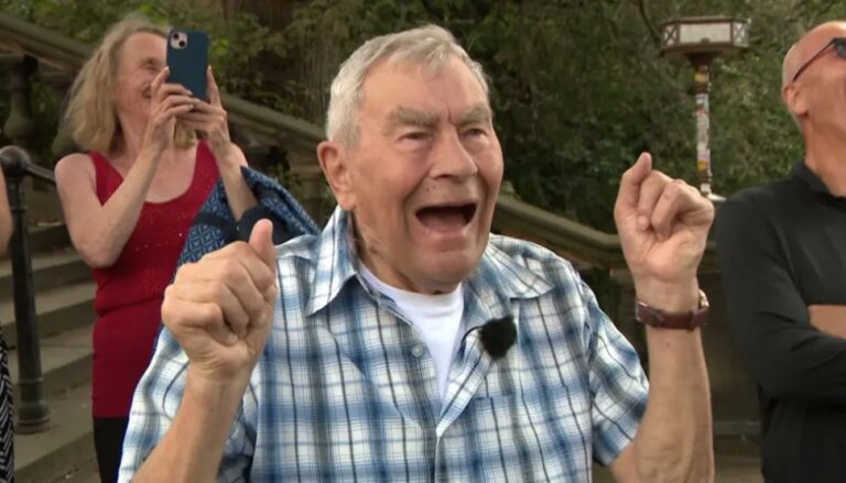 Man, 90, Fulfils 30-Year Dream of Seeing Cuckoo at Edinburgh’s Floral Clock