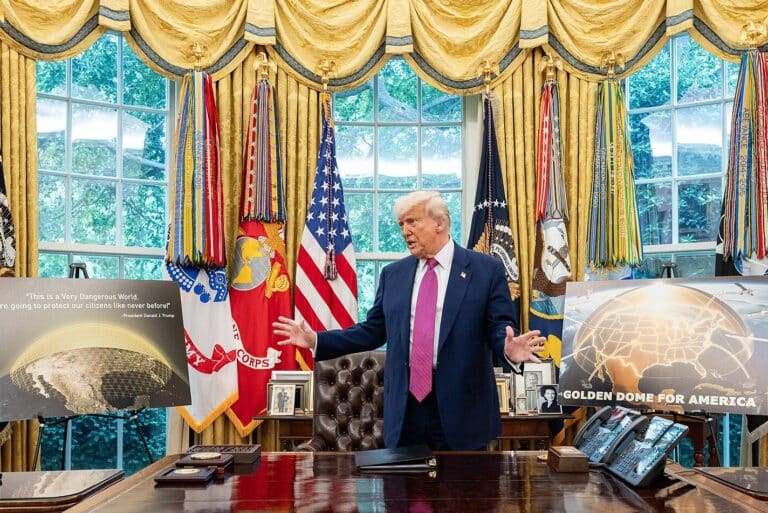 AQSh “Golden Dome” loyihasi uchun SpaceX o‘rniga yangi hamkorlar izlamoqda