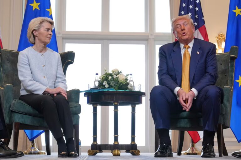 Трамп заключил торговую сделку с ЕС