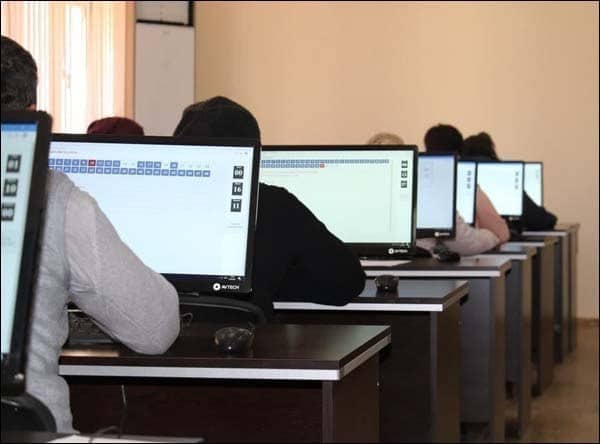 Attestatsiyadan norozi bir guruh o‘qituvchilar vazirlikni sudga berdi