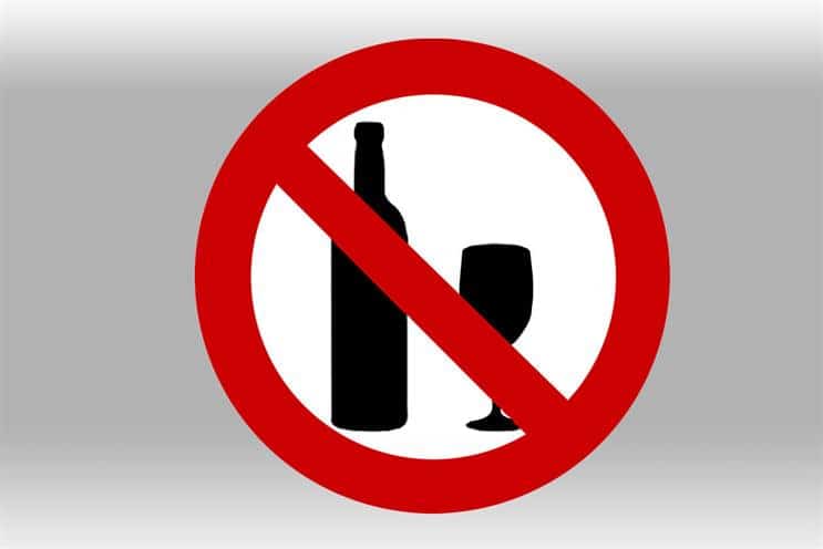 Toshkent viloyatida alkogolni reklama qilgan korxona moliyaviy jarimaga tortildi