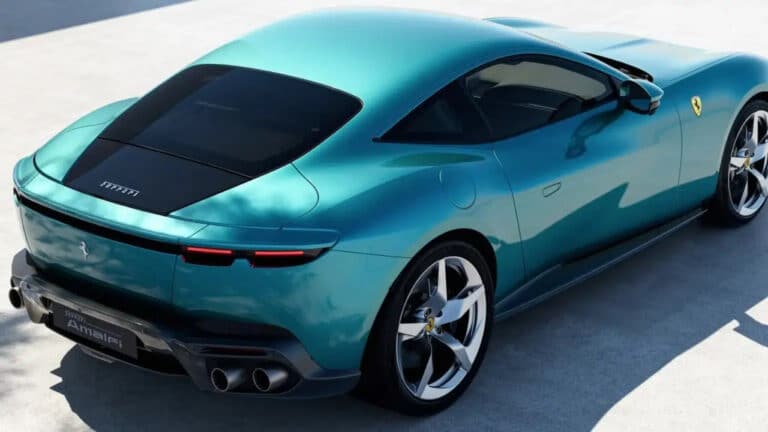 Ferrari eng arzon superkaridan birini taqdim etdi