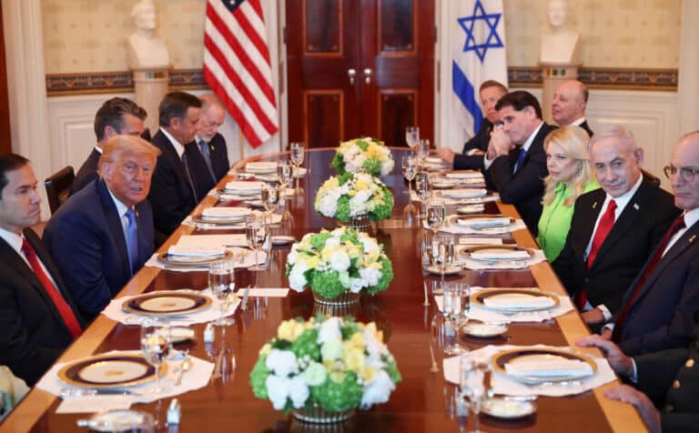 Tramp va Netanyaxu G‘azo taqdirini muhokama qildi
