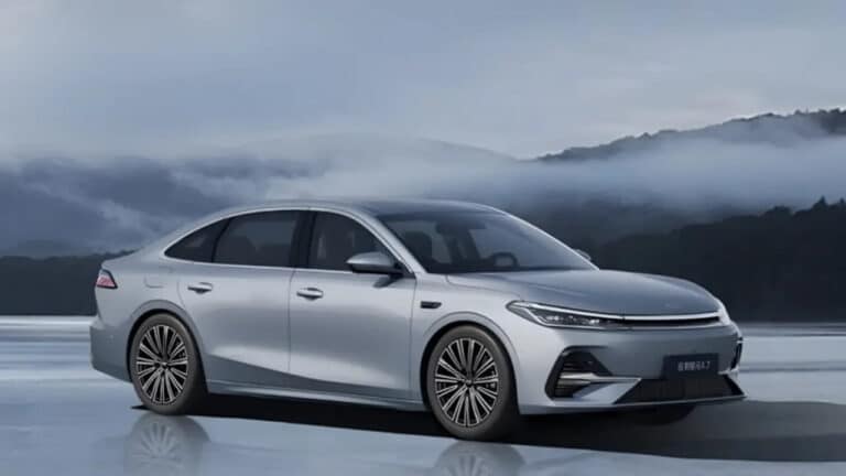 Geely 14 ming dollarlik Galaxy A7 elektromobilini 11-iyuldan sotuvga qo‘yadi