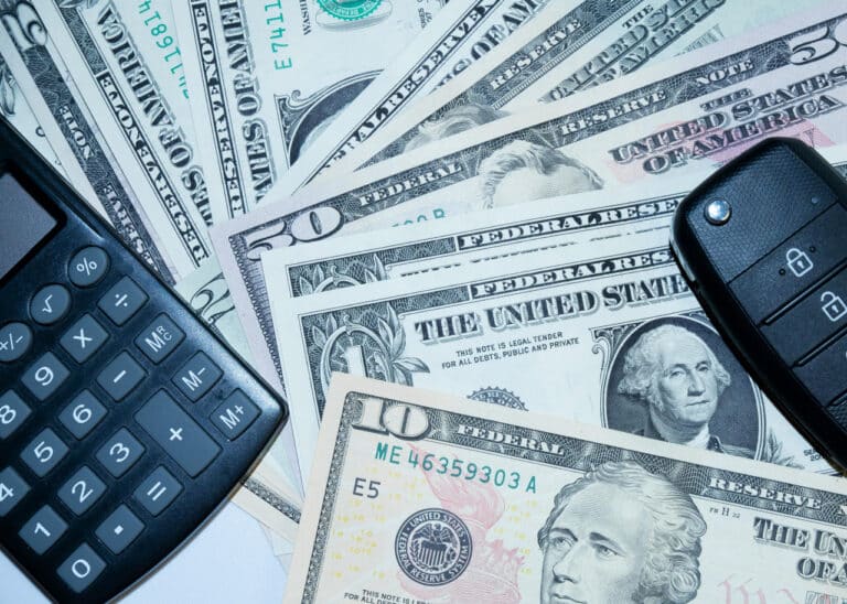 Dollar deyarli 60 so‘mga pasaydi