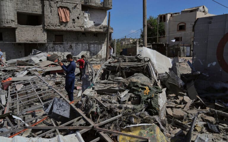 G‘azo bo‘yicha sulh muzokaralari to‘xtab qoldi: yordam olishga uringan 17 kishi o‘ldirildi