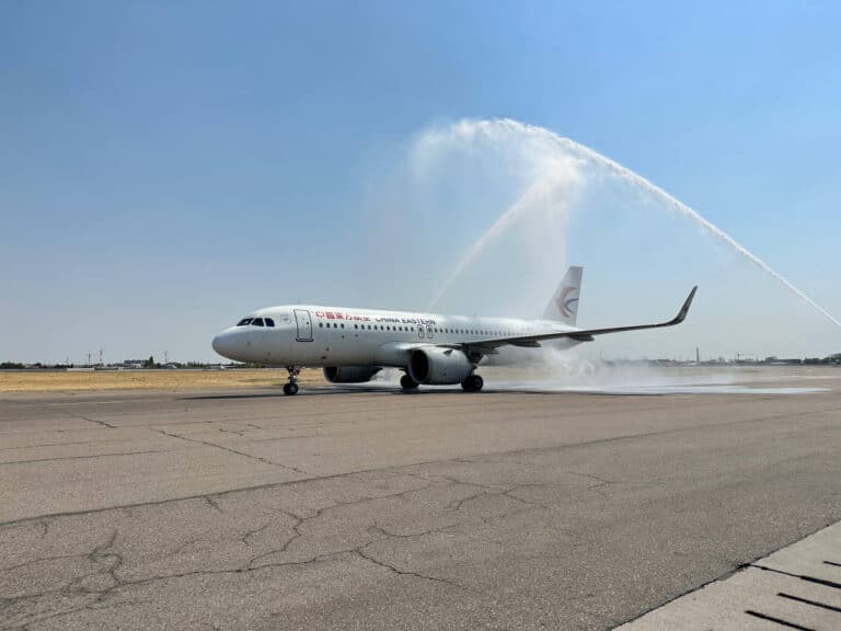 China Eastern Airlines O‘zbekistonga ilk parvozini amalga oshirdi