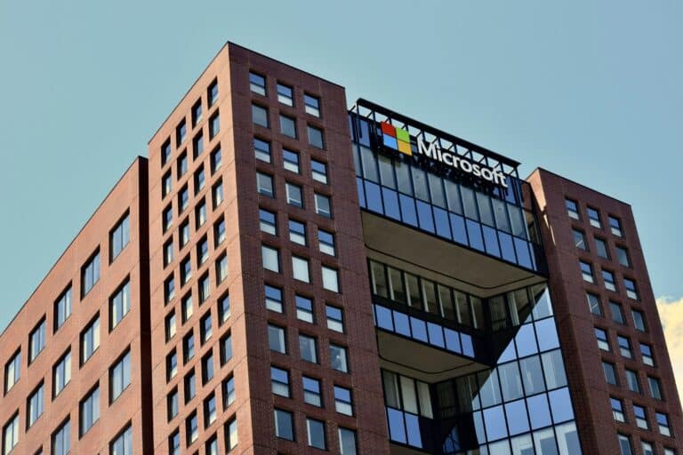 Капитализация Microsoft впервые превысила $4 трлн