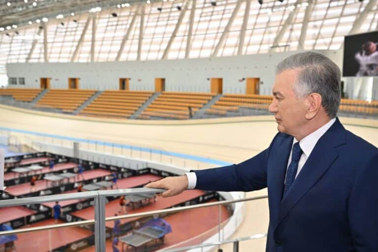 Мирзиёев осмотрел новый Олимпийский городок в Ташкенте