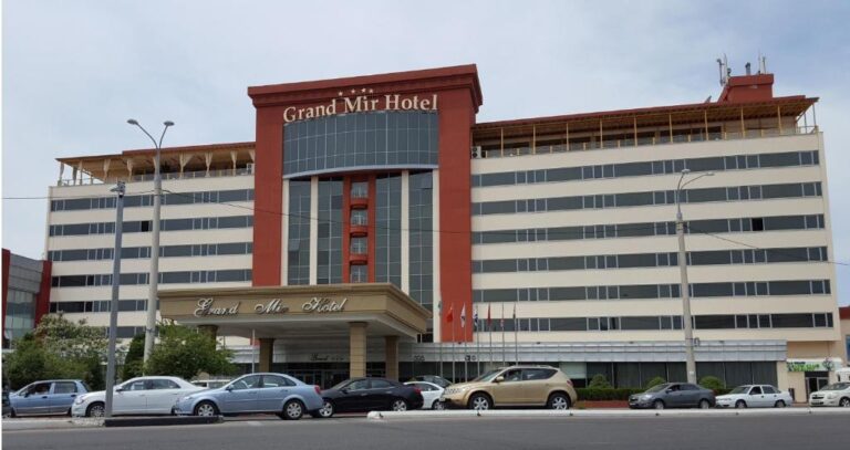 Grand Mir Hotel планируется снести