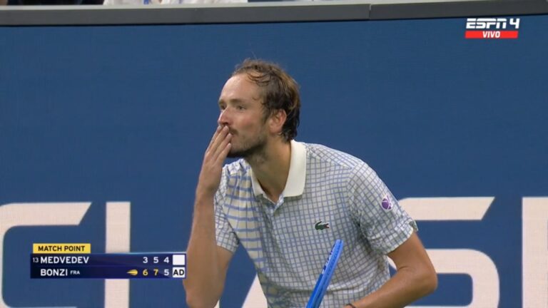Daniil Medvedev Loses After US Open First-Round Scandal