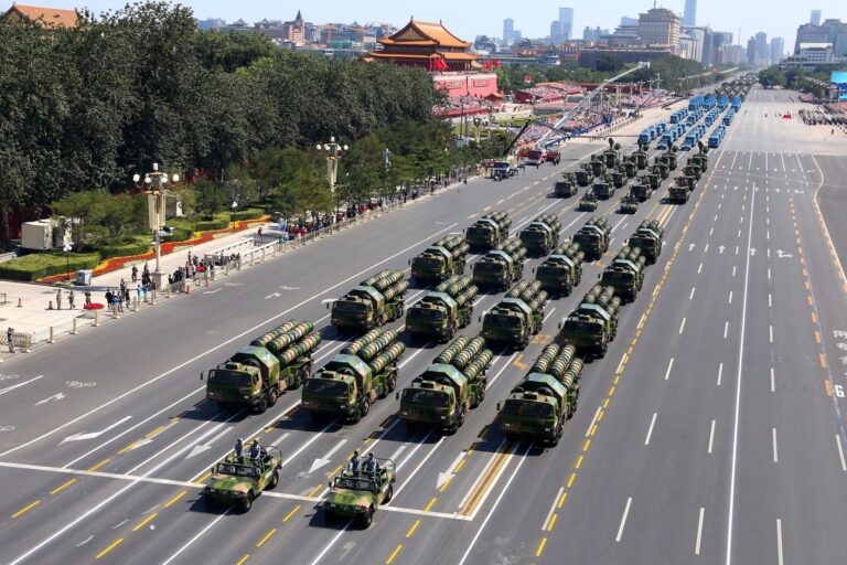 Мирзиёев посетит военный парад в Китае