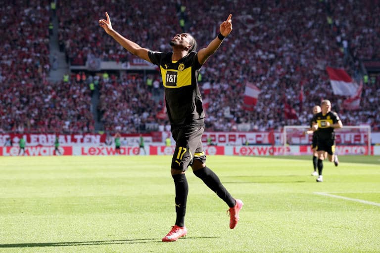 Chelsea Agree Dortmund Deals for Chukwuemeka and Anselmino