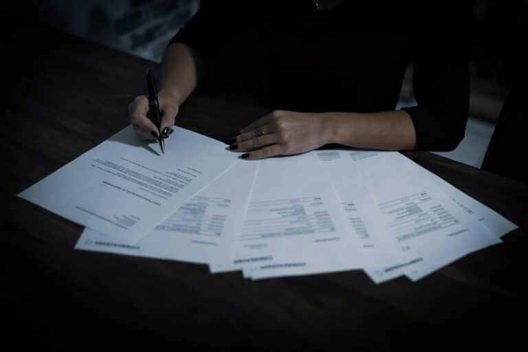 Чиновников за вмешательство в работу ННО будут штрафовать