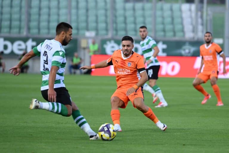 Истанбул Башакшехир — Черно Море 4:0. Шомуродов вышел на замену