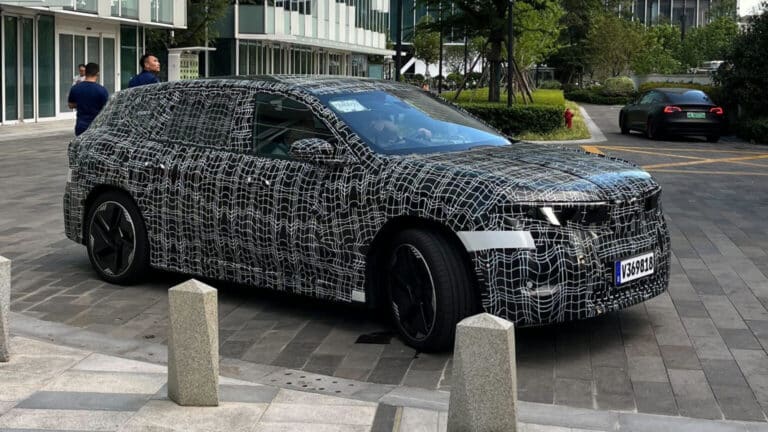 BMW iX3 2025 Spy Shots Reveal New Design and 900 km Range Ahead of Munich Debut