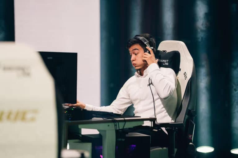 Nodirbek Abdusattorov Esports World Cup Chess musobaqasini chorak finalda tark etdi