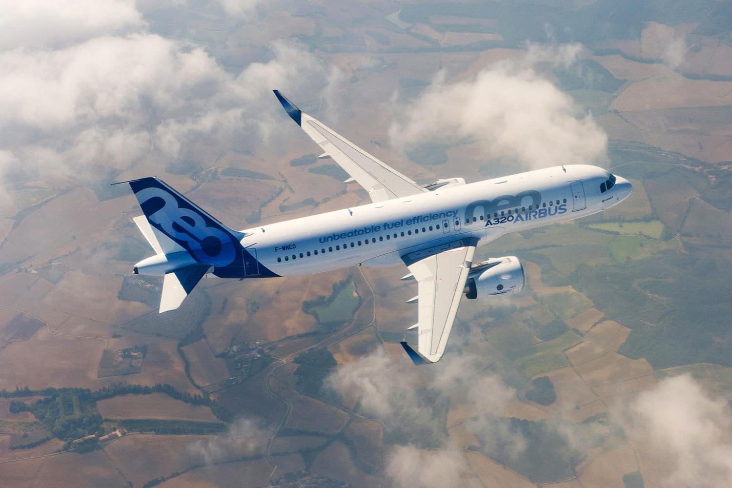 Самолет Airbus A320