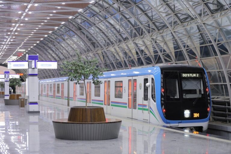 Tashkent Metro to Replace Cashiers with Ticket Machines