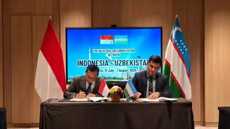 Uzbekistan and Indonesia Sign Deal to Expand Air Travel