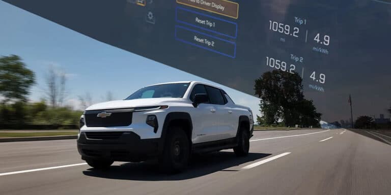 Chevrolet Silverado bitta zaryad bilan 1705 km bosib, rekord o‘rnatdi