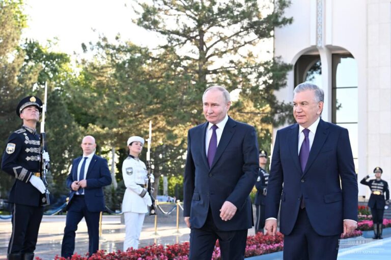 Мирзиёев поддержал усилия по урегулированию украинского кризиса