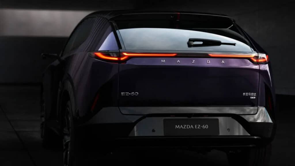 Mazda EZ-60 krossoveri ishlab chiqarilishi boshlandi / Foto: Mazda