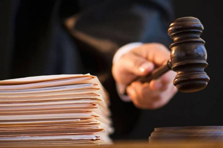 Jinoyat jarayonida ayrim shaxslarga chiqish huquqini cheklash tartibi belgilandi