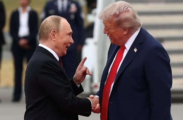 Tramp-Putin uchrashuvi aniq kelishuvsiz yakunlandi