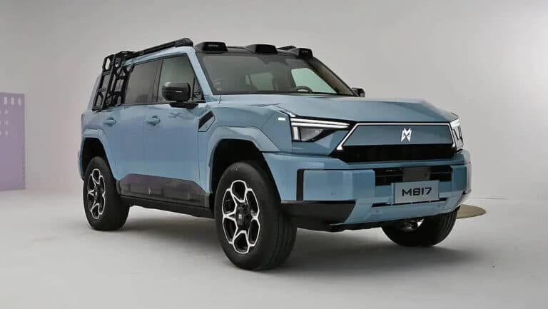 Dongfeng M-hero M817 avtomobili taqdim etildi