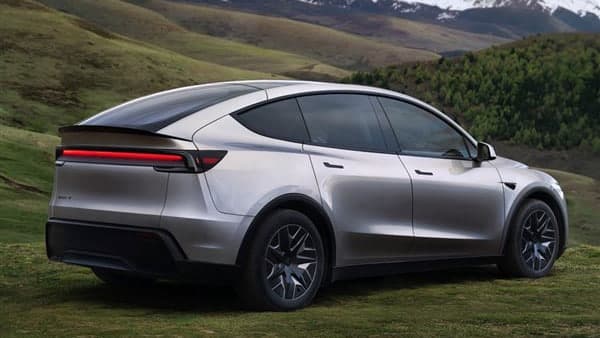 Tesla olti o‘rindiqli Model Y L avtomobilini taqdim etdi