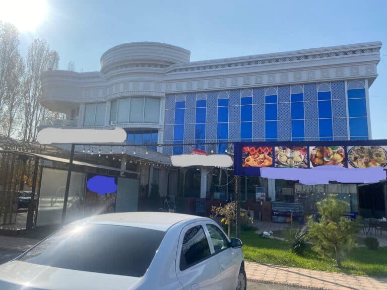 Talabalar shaharchasidagi banketlar zali qarzlar sababli sotilmoqda