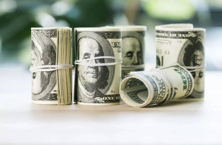 Dollar kursi hafta davomida qanchaga oshdi