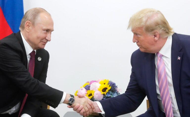 Встреча Путина и Трампа пройдет на Аляске 15 августа