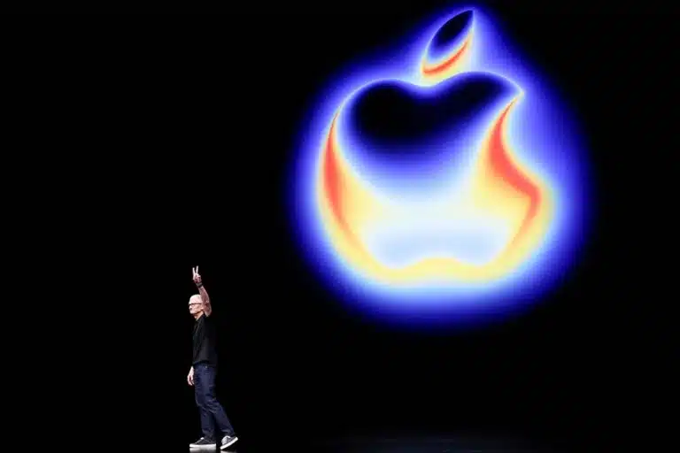 iPhone 17 не вдохновил инвесторов: акции Apple упали