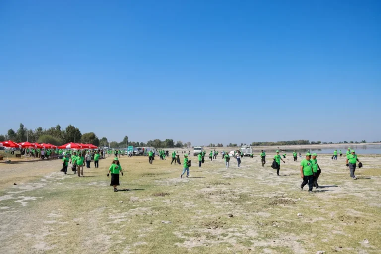 Uzbek Activists Collect 55.7 Tonnes of Waste on World Cleanup Day