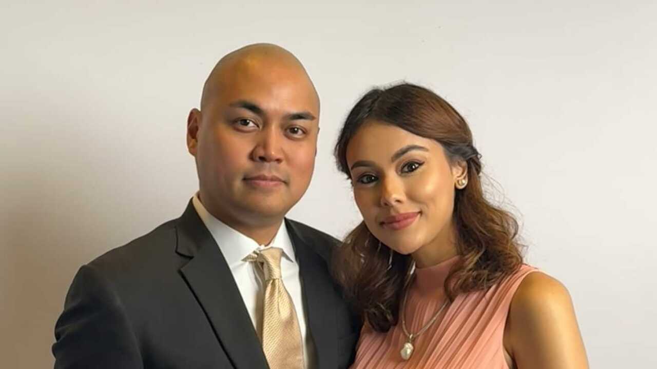 Жас қыздар жылағанша жыныстық қатынасқа түседі