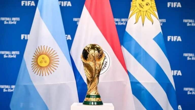 FIFA JCh-2030 ishtirokchilari sonini 64 taga yetkazishni rejalashtirmoqda