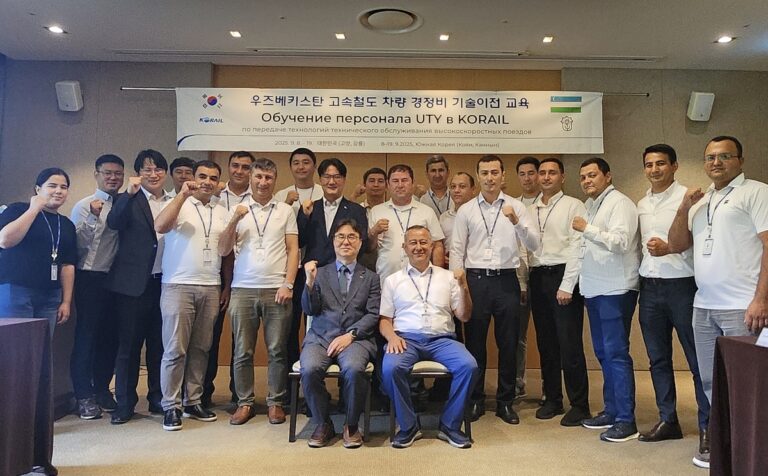 KORAIL обучает узбекистанцев обслуживанию скоростных поездов KTX