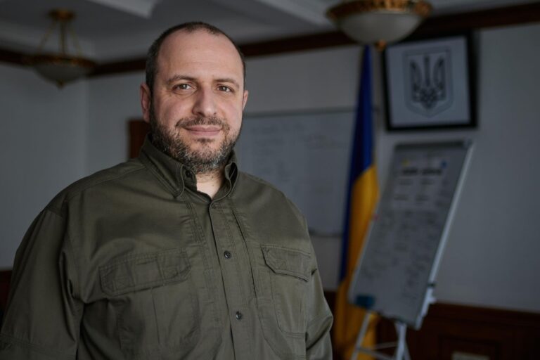 Восемь объектов недвижимости семьи Рустема Умерова обнаружили в США