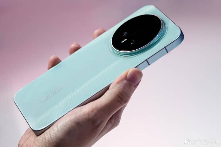 Honor Magic 8 ilk bor namoyish etildi
