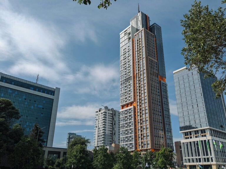 Во что иностранцы вкладывают деньги в Узбекистане