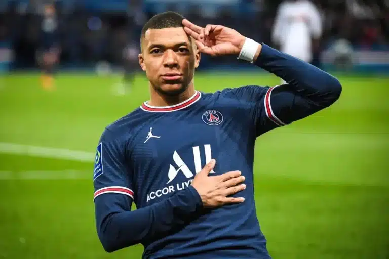 Kylian Mbappe Predicts Arsenal Could Challenge Liverpool and Man City for Premier League Crown