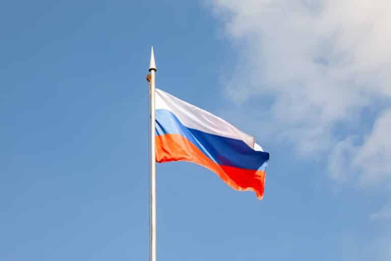 В 2025 году чаще всего в РФ приезжали узбекистанцы